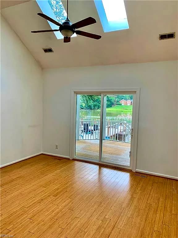 955 Colleen Drive DR, NEWPORT NEWS VA 23608 thumb 12