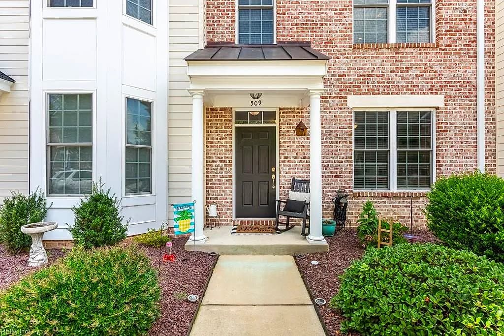 509 Fleming WAY, YORKTOWN VA 23692 - Photo 4