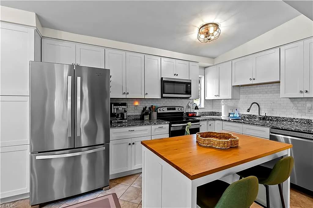 1202 Santeetlah AVE, CHESAPEAKE VA 23325 thumb 8