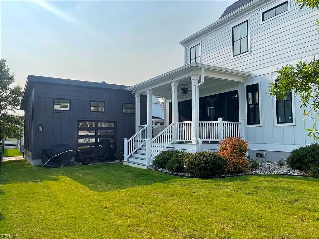 9529 Marina DR, NORFOLK VA 23518 - Photo 3