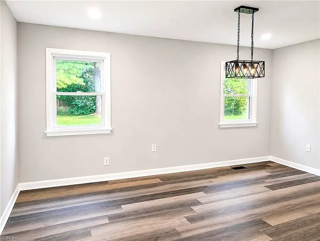704 Lord Nelson DR, VIRGINIA BEACH VA 23464 - Photo 4