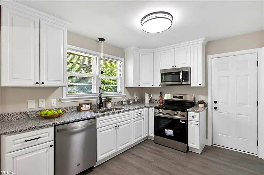 314 Rockbridge RD, PORTSMOUTH VA 23707 - Photo 4