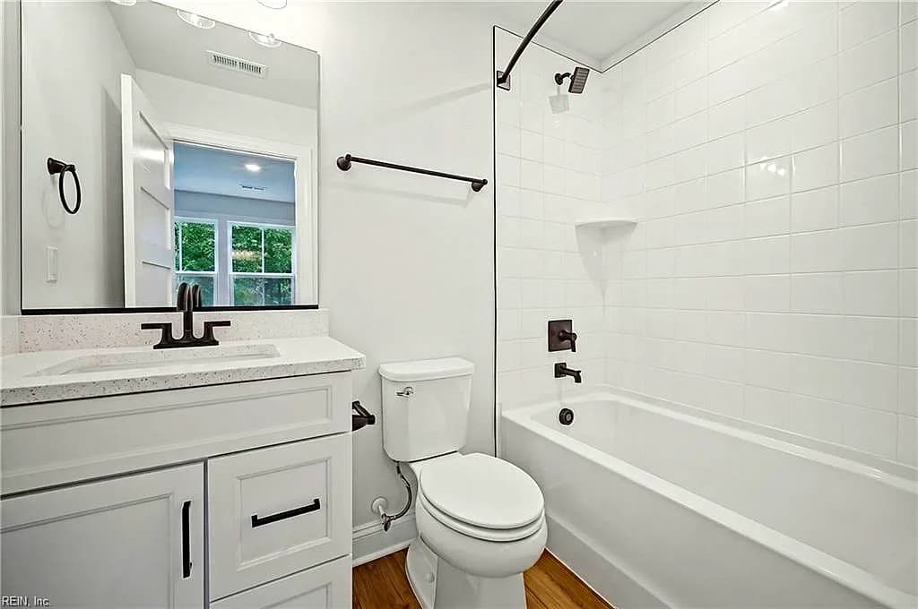 131 Bracewell LN, YORKTOWN VA 23692 thumb 12