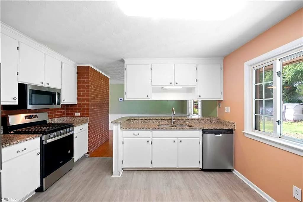 4 Bramston DR, HAMPTON VA 23666 thumb 11