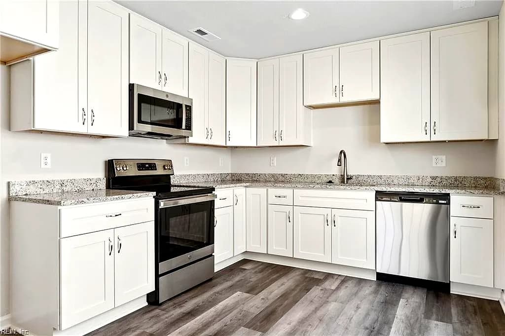 905 Railroad AVE, CHESAPEAKE VA 23324 - Photo 4