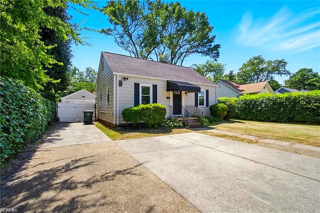 407 W Little Creek RD, NORFOLK VA 23505 - Photo 3