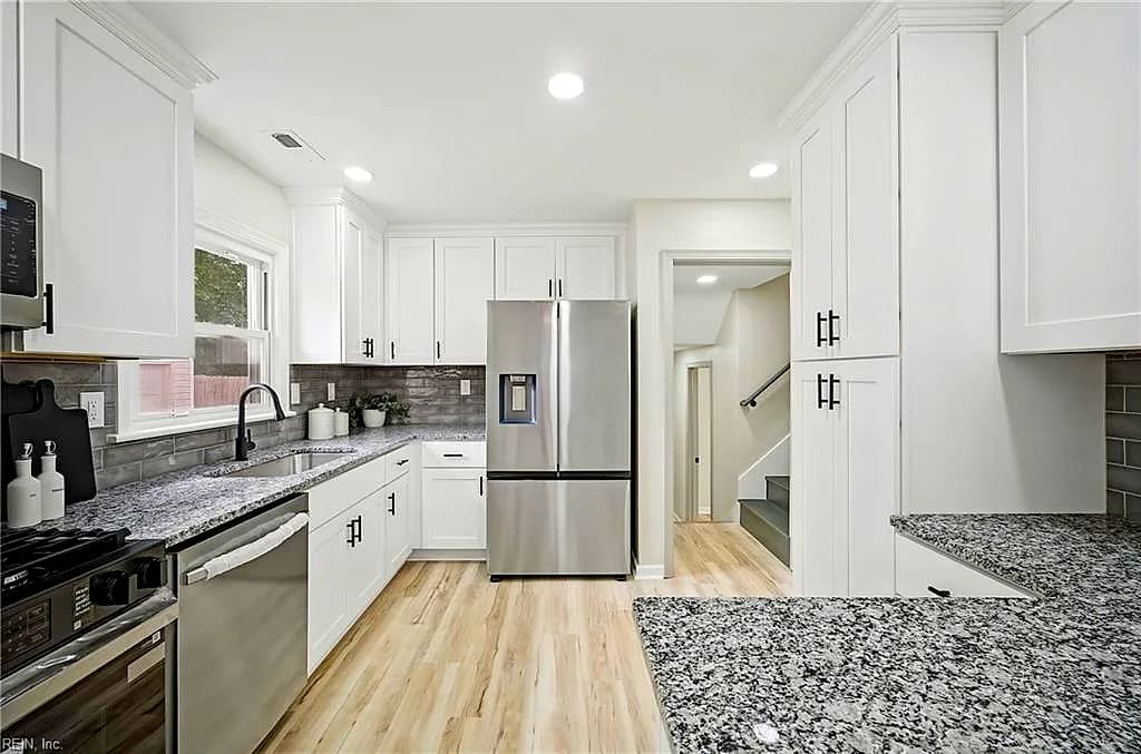 1865 Branchwood ST, NORFOLK VA 23518 thumb 12