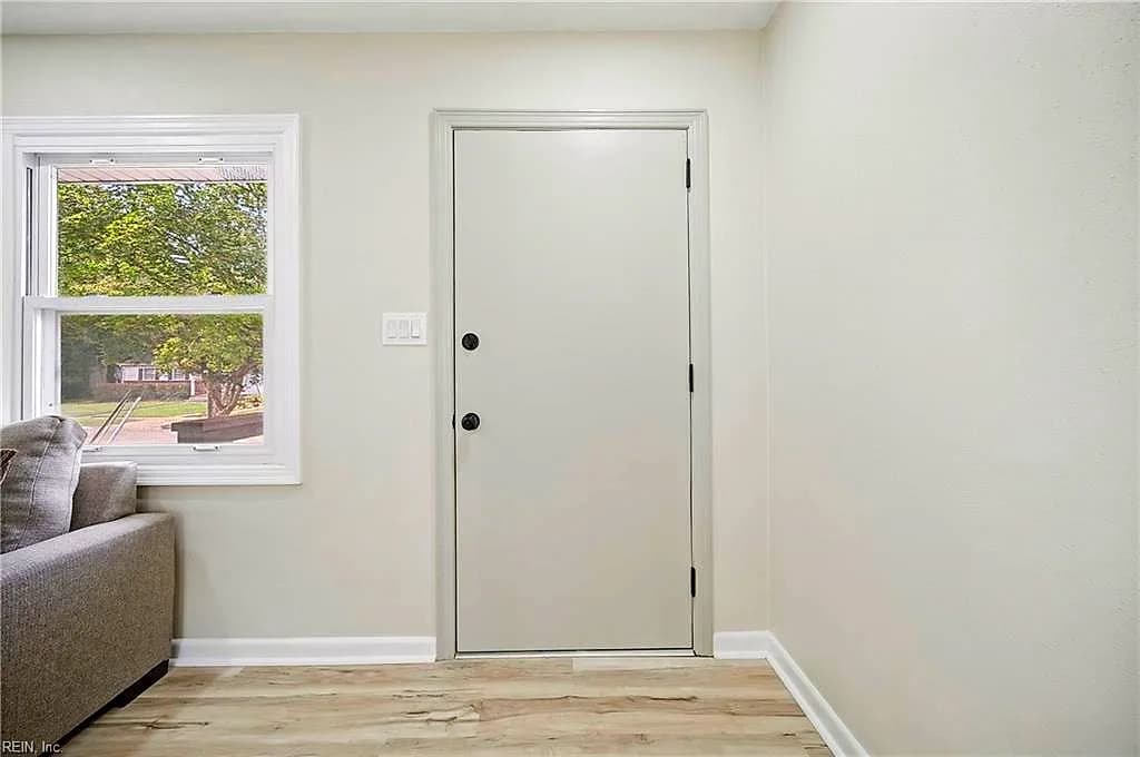 1865 Branchwood ST, NORFOLK VA 23518 - Photo 5
