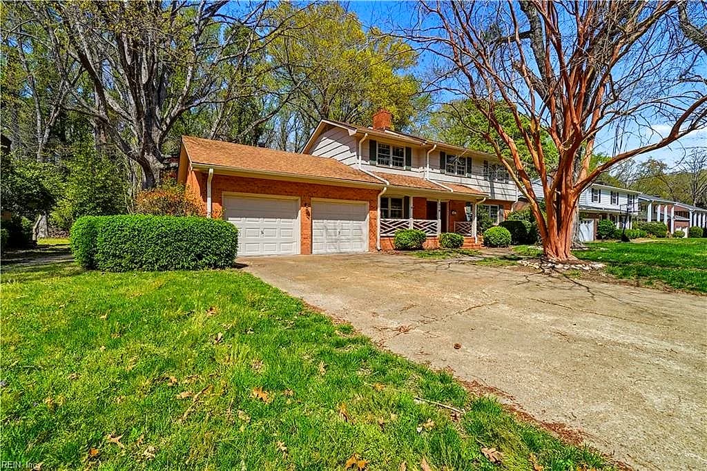 218 Crittenden LN, NEWPORT NEWS VA 23606 - Photo 3