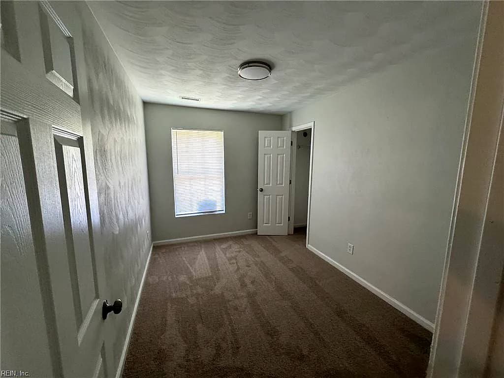 8217 Simons DR, NORFOLK VA 23505 thumb 12