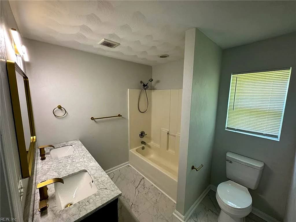 8217 Simons DR, NORFOLK VA 23505 thumb 7