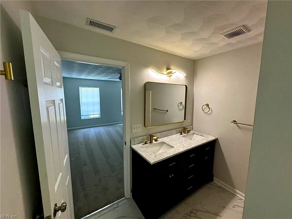 8217 Simons DR, NORFOLK VA 23505 thumb 8