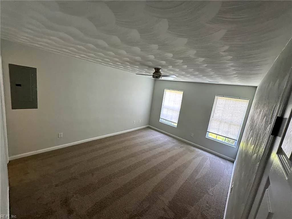 8217 Simons DR, NORFOLK VA 23505 thumb 10