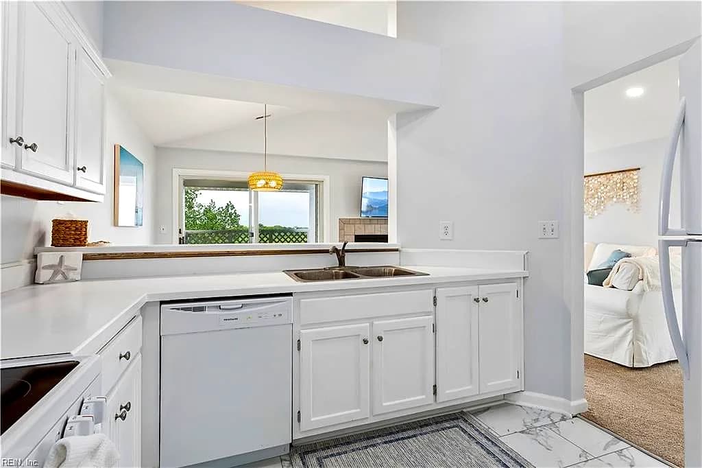 155 Atlantic AVE #C, HAMPTON VA 23664 thumb 11