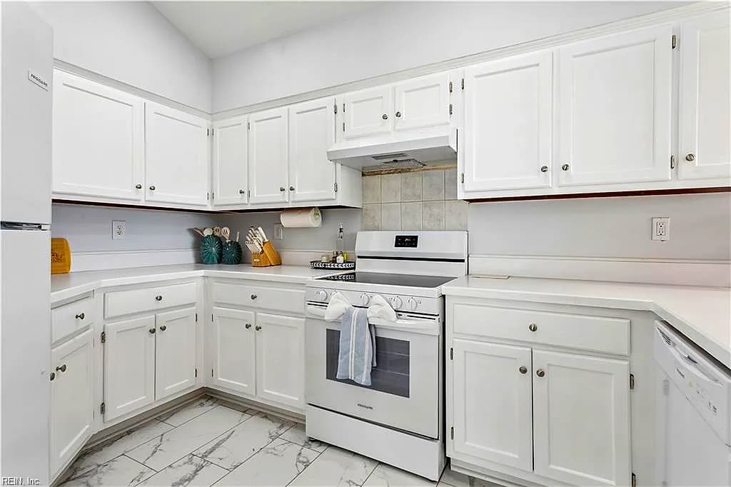155 Atlantic AVE #C, HAMPTON VA 23664 thumb 10