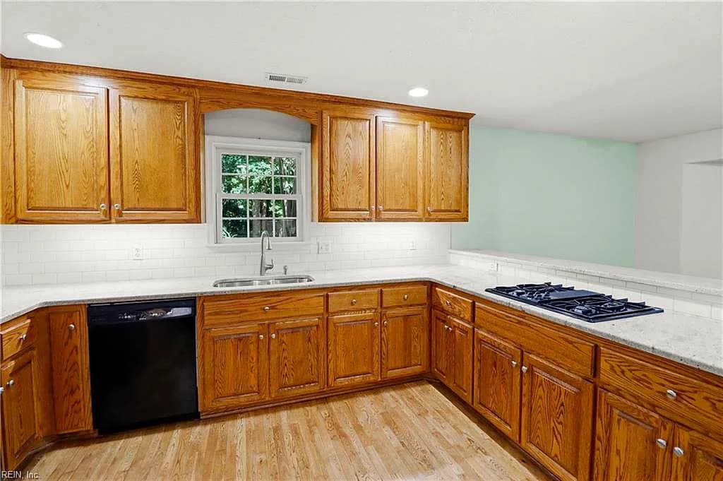 505 Plantation  Rd NONE, NORTH VA 23128 thumb 6