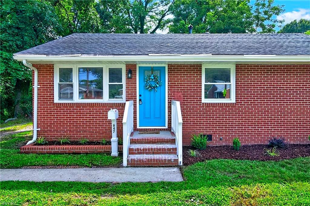 647 Bell ST, HAMPTON VA 23661 - Photo 5