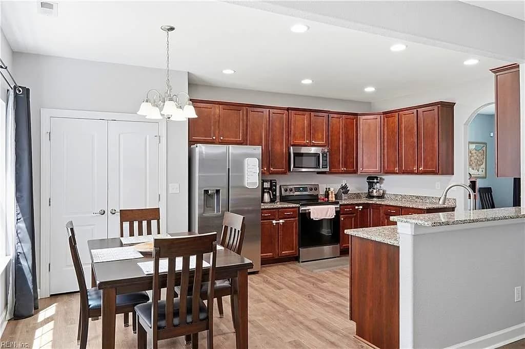 1130 Orville AVE, CHESAPEAKE VA 23324 - Photo 5