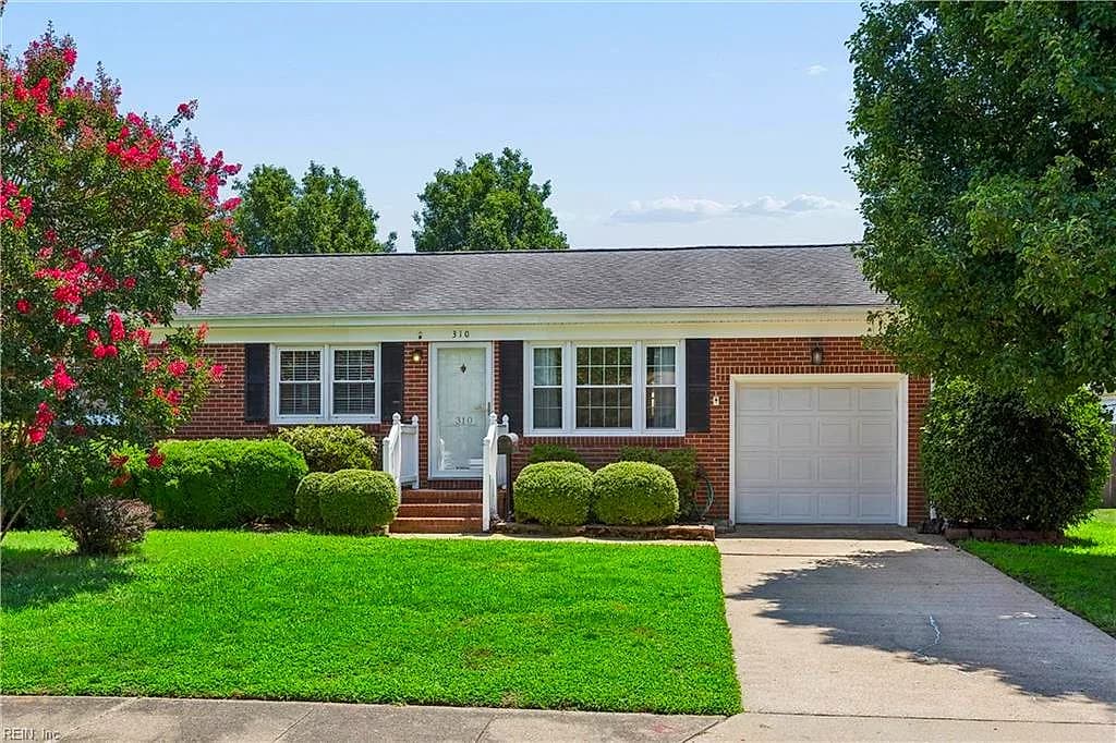 310 Kostel CT, HAMPTON VA 23669 - Main photo