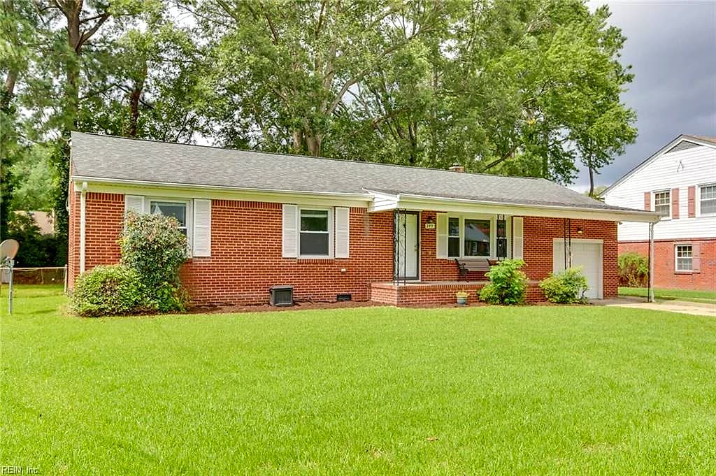 243 Faulk RD, NORFOLK VA 23502 - Photo 2