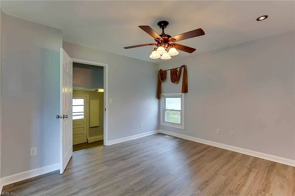 243 Faulk RD, NORFOLK VA 23502 thumb 12