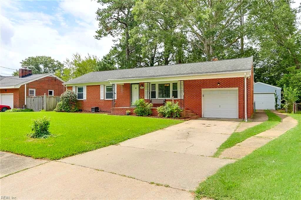 243 Faulk RD, NORFOLK VA 23502 - Photo 4