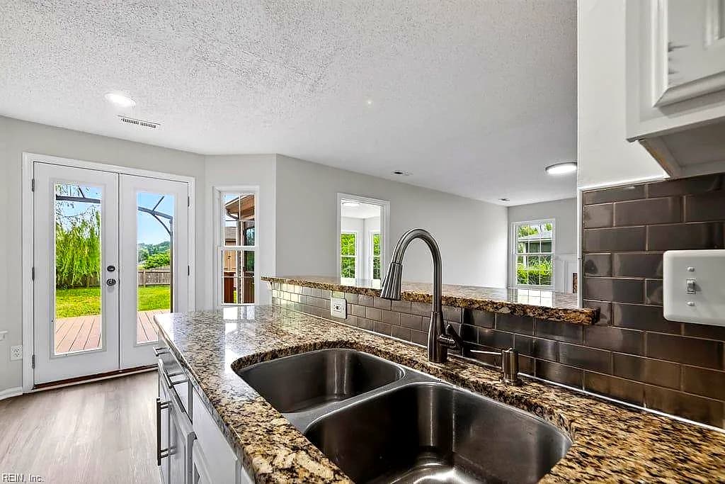 6201 Glenrose DR, SUFFOLK VA 23435 thumb 8