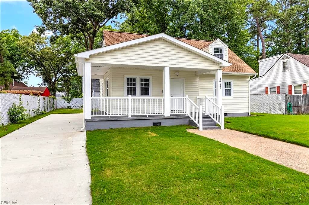 8227 Briarwood CIR, NORFOLK VA 23518 - Photo 2