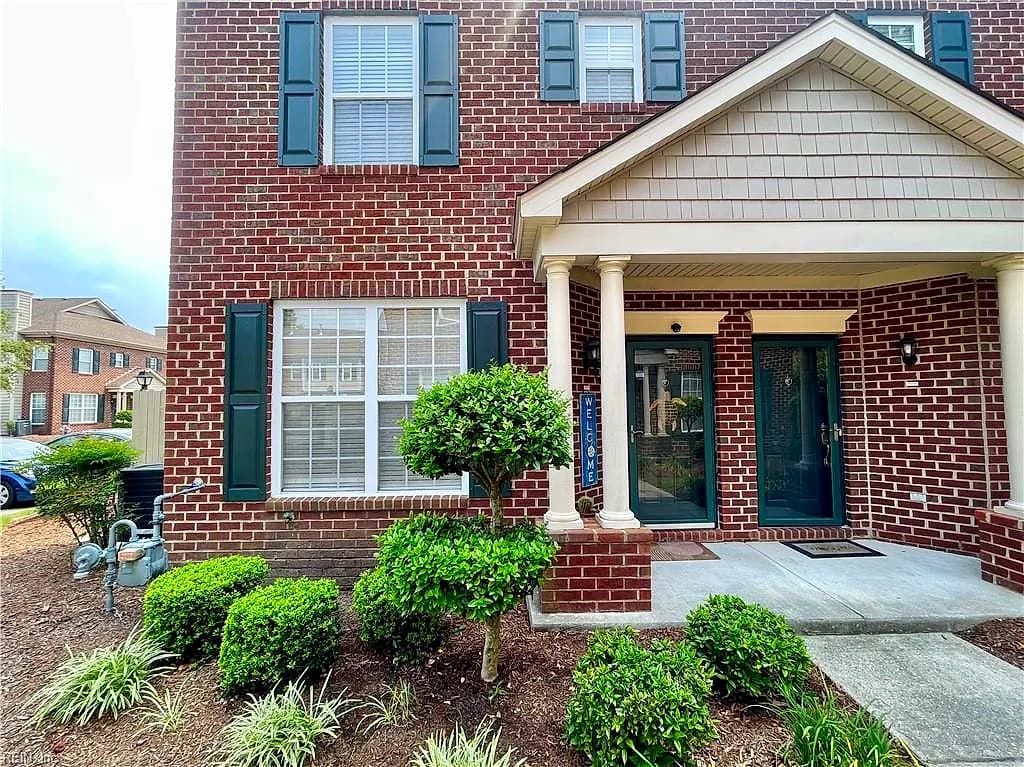 1173 Farrcroft WAY, VIRGINIA BEACH VA 23455 - Photo 3