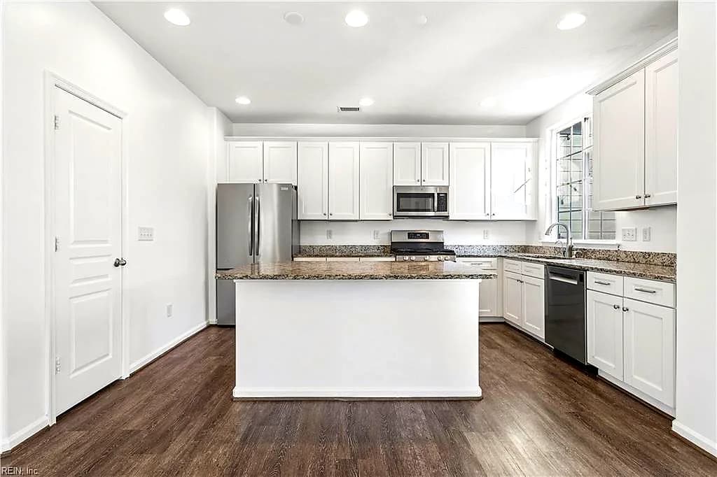 100 DRIFTER DR, SUFFOLK VA 23435 thumb 10
