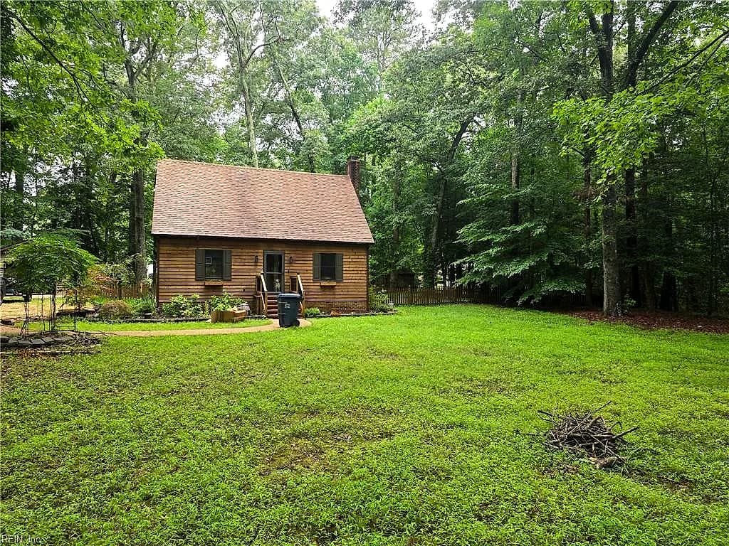 7624 Lomaki LN, GLOUCESTER VA 23061 - Photo 2