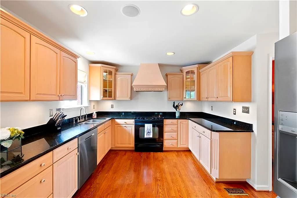 212 70th ST #B, VIRGINIA BEACH VA 23451 thumb 11