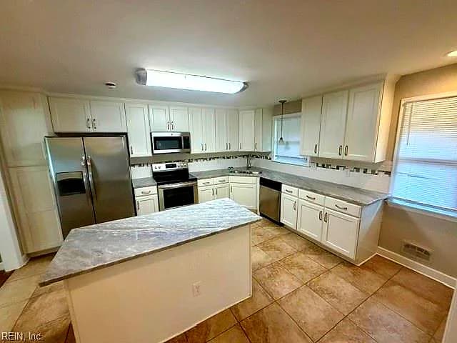 7471 Millbrook RD, NORFOLK VA 23505 thumb 9