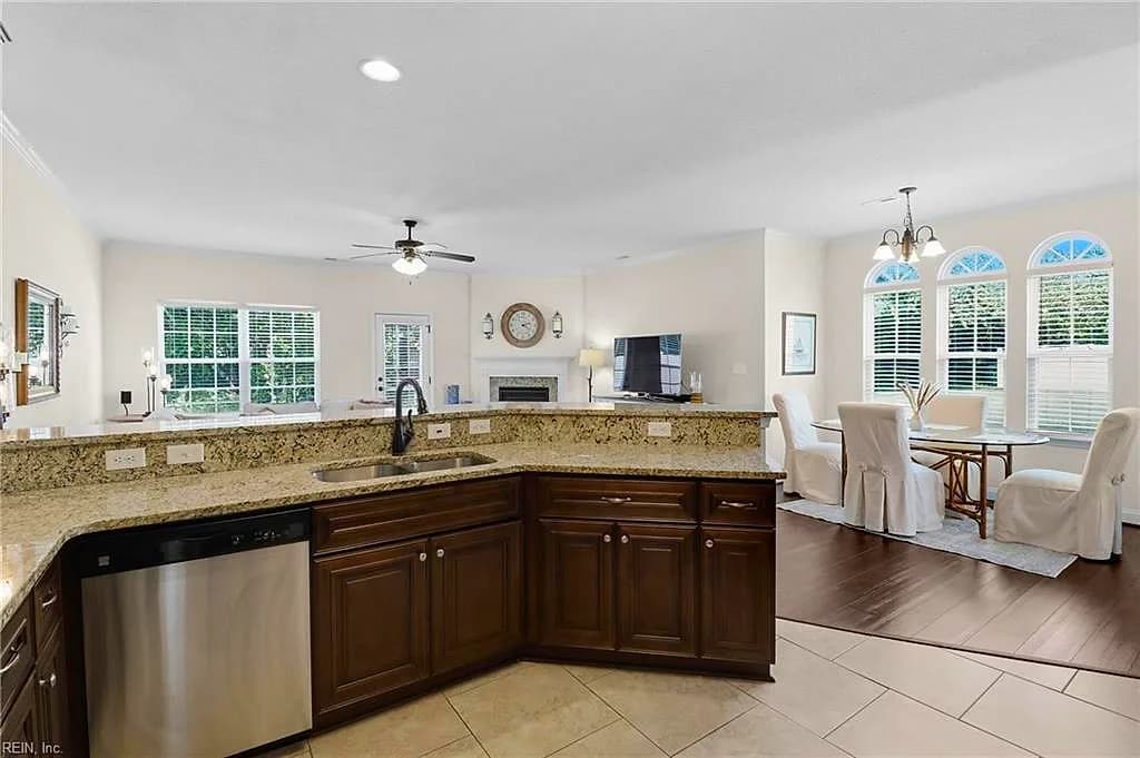 7535 Villa CT, GLOUCESTER POINT VA 23062 thumb 12