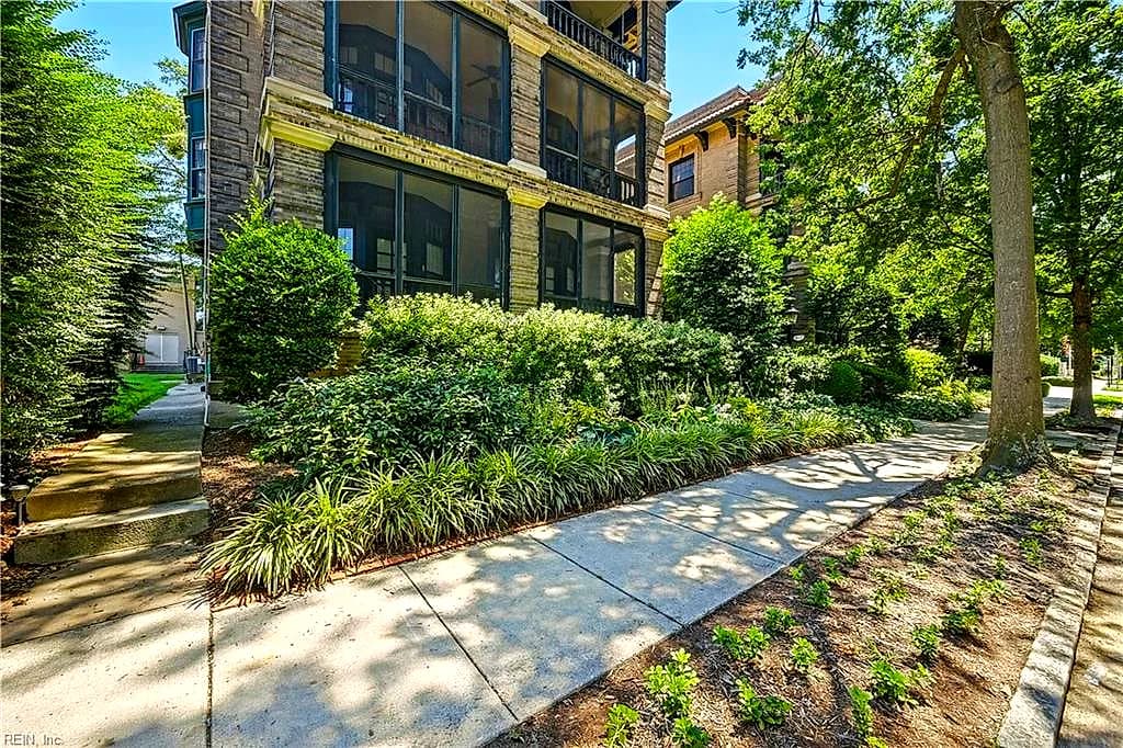 812 Stockley GDNS #6, NORFOLK VA 23507 - Photo 5