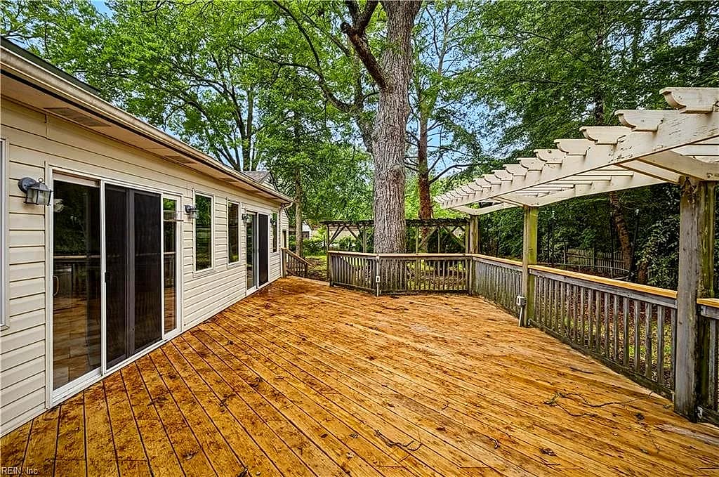 3834 Karlin CIR, NORFOLK VA 23502 thumb 10
