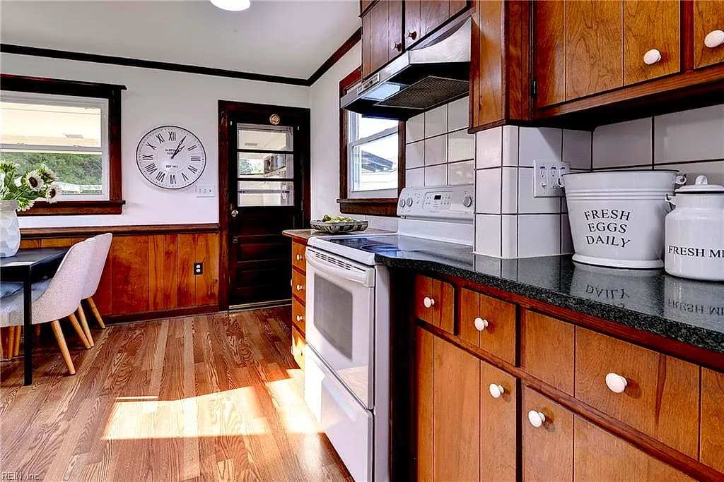 40 Langley AVE, NEWPORT NEWS VA 23601 thumb 12