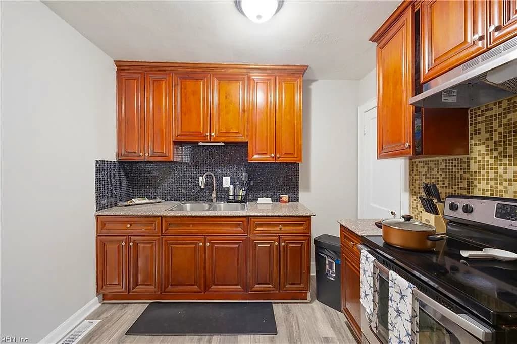 1421 Norcova AVE, NORFOLK VA 23502 thumb 9