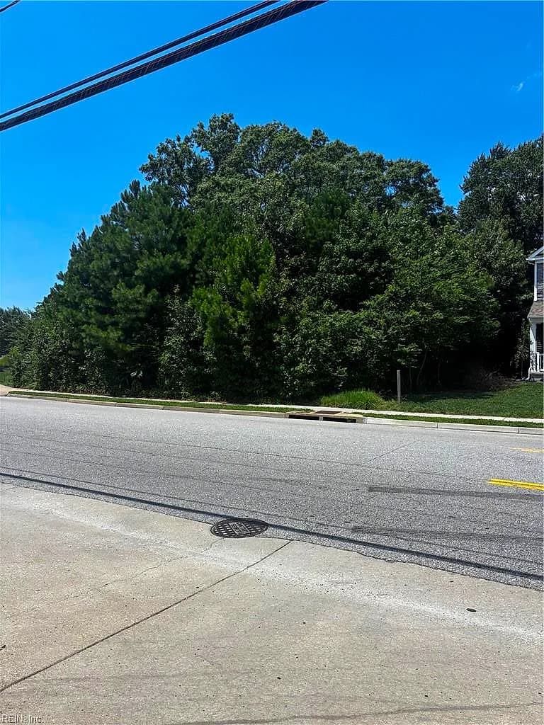 175 Pine Chapel RD, HAMPTON VA 23666 - Photo 3