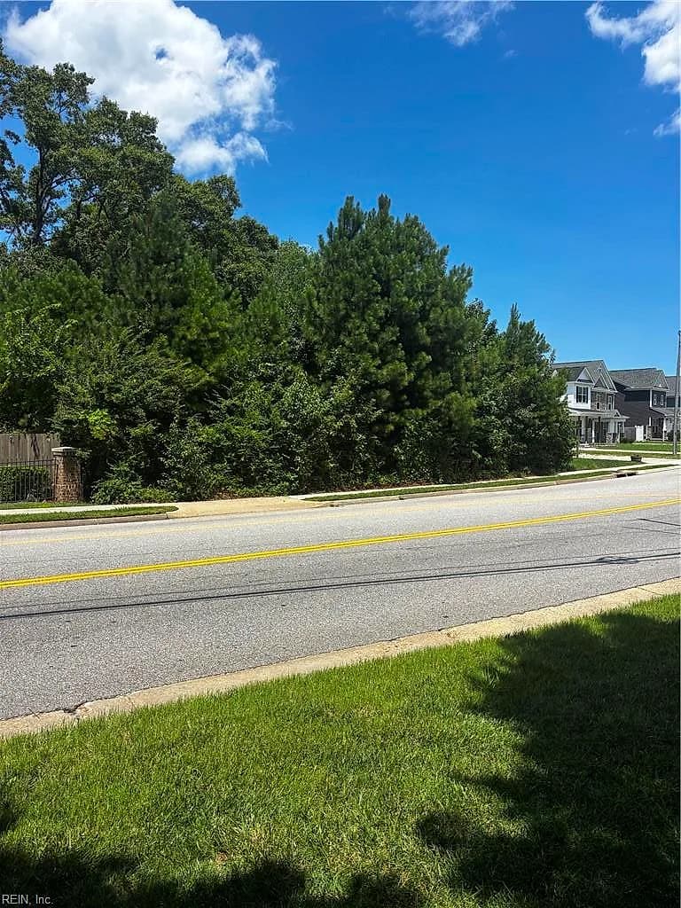 175 Pine Chapel RD, HAMPTON VA 23666 - Photo 4