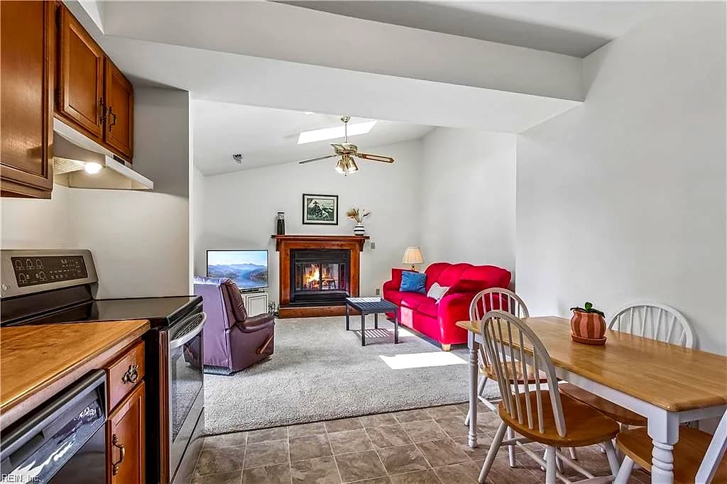 188 Abbey CT, NEWPORT NEWS VA 23602 thumb 12