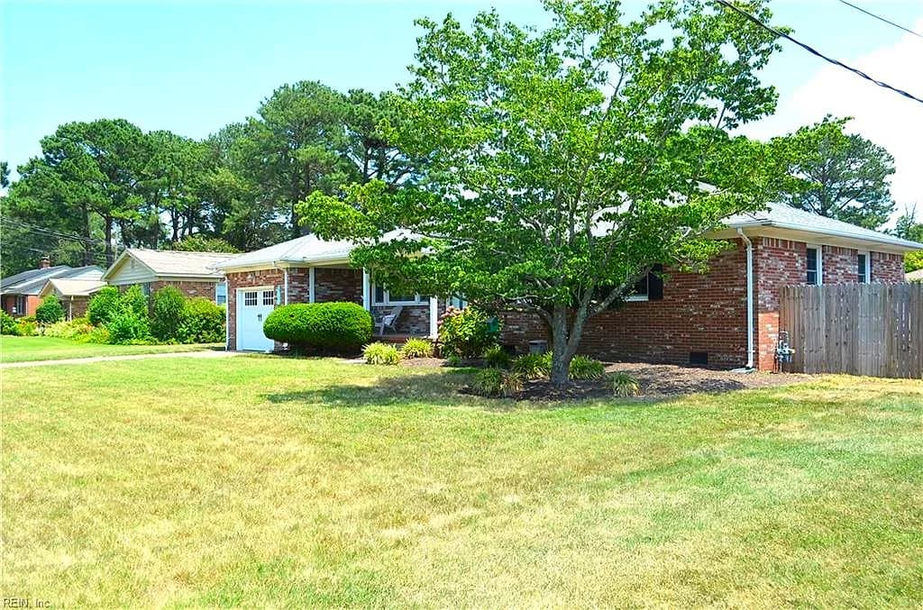 1032 Patrick Henry WAY, VIRGINIA BEACH VA 23455 - Photo 4