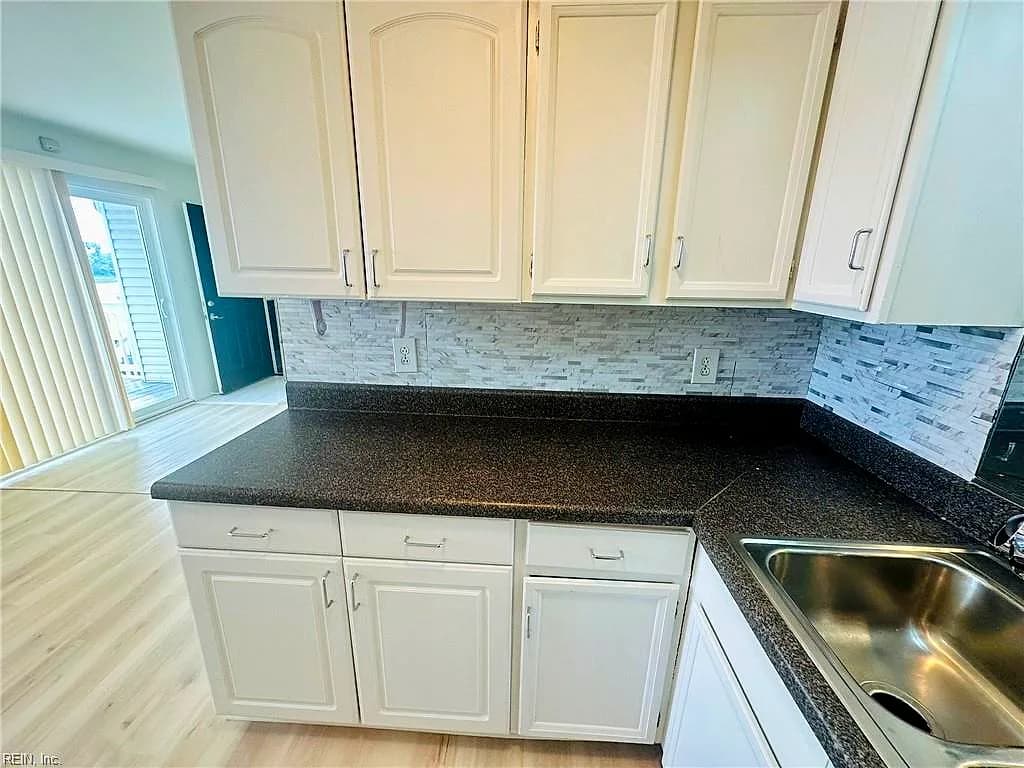 615 W Ocean View AVE #A, NORFOLK VA 23503 thumb 8