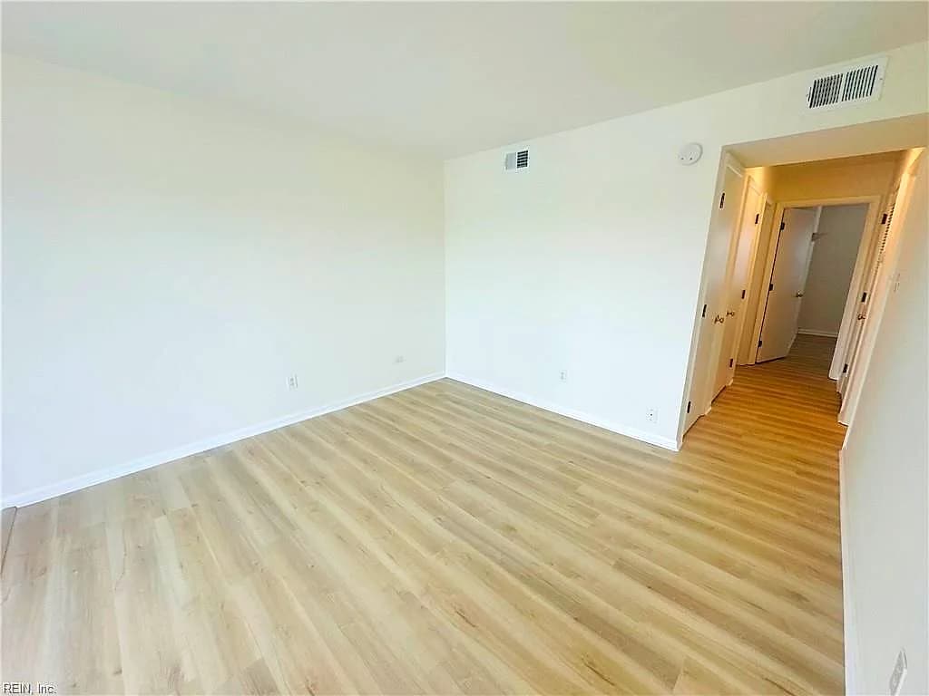 615 W Ocean View AVE #A, NORFOLK VA 23503 thumb 9