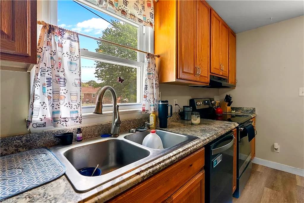 101 Priest CT, HAMPTON VA 23669 thumb 12