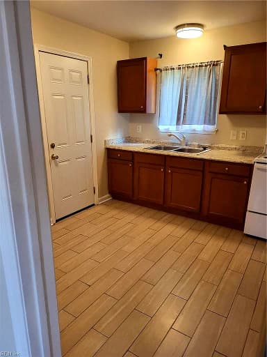 730 23rd ST, NEWPORT NEWS VA 23607 thumb 11