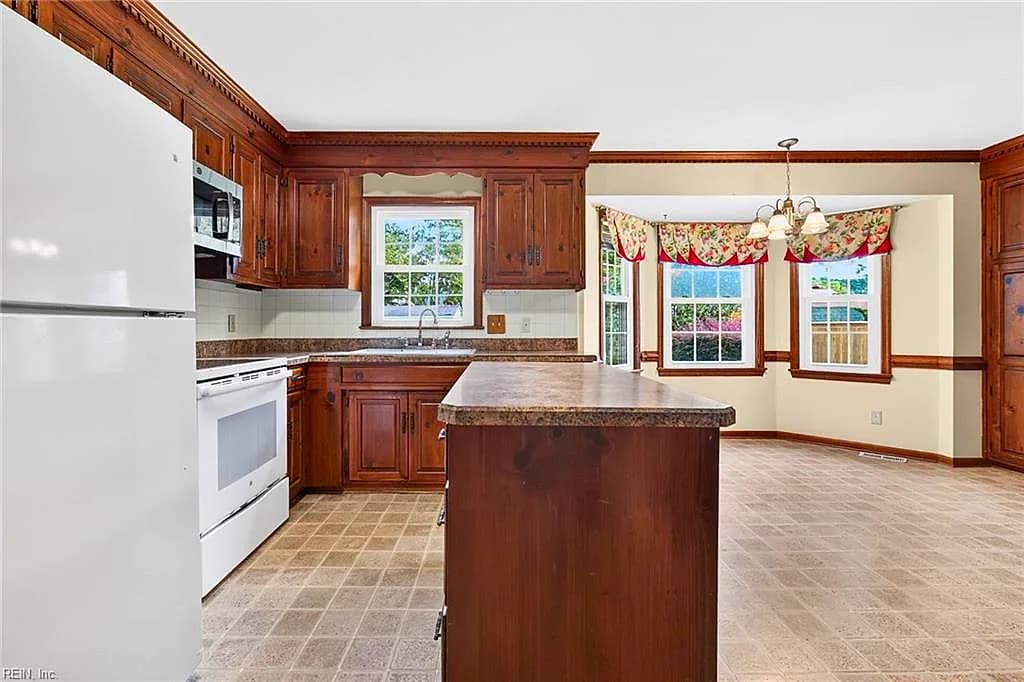 920 Bellingham DR, CHESAPEAKE VA 23322 thumb 9