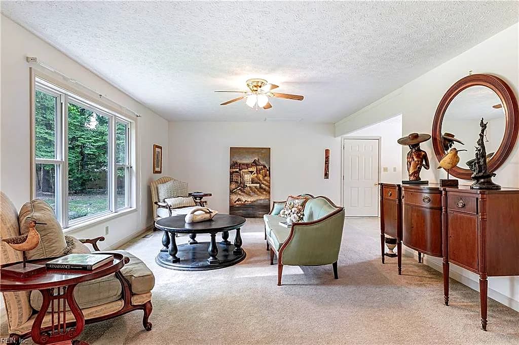 8281 Roaring Springs RD, GLOUCESTER VA 23061 thumb 11