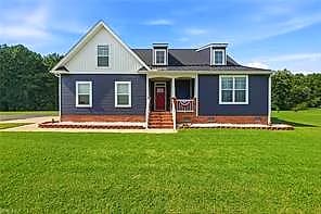 1050 Glen Haven DR, SUFFOLK VA 23437 thumb 1