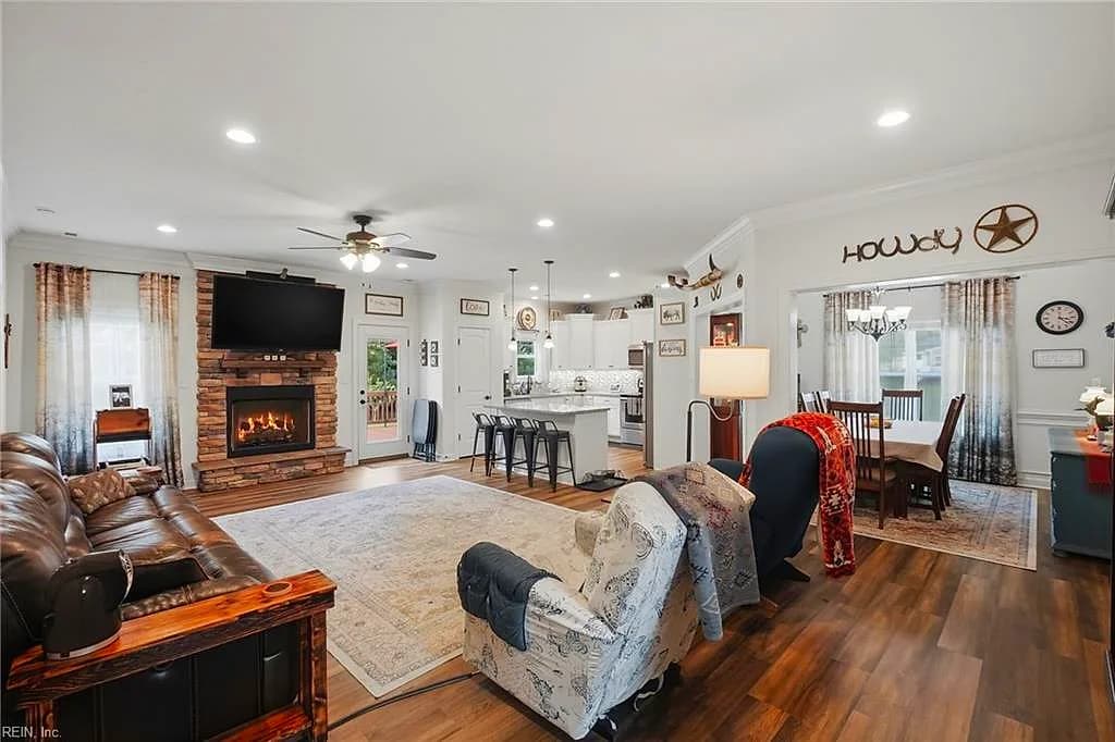 1050 Glen Haven DR, SUFFOLK VA 23437 thumb 6